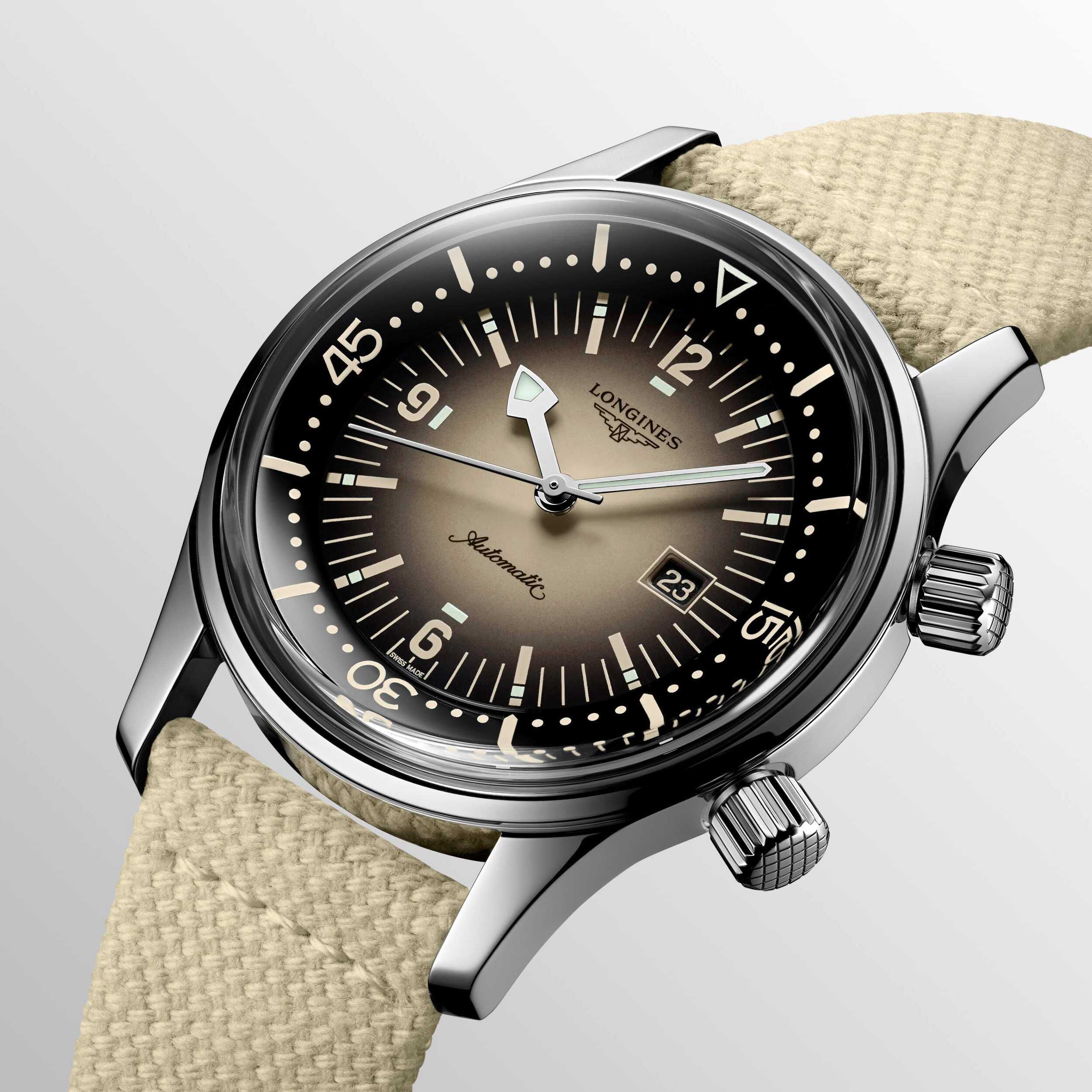 Longines Legend Diver Automatic Unisex Watch L3.374.4.30.2 Automatic Movement Canvas Strap 36 mm Case in Beige